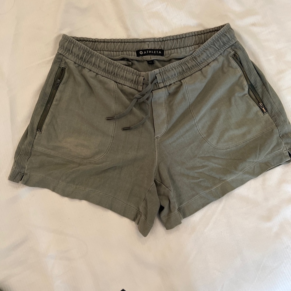 Athleta shorts size 6